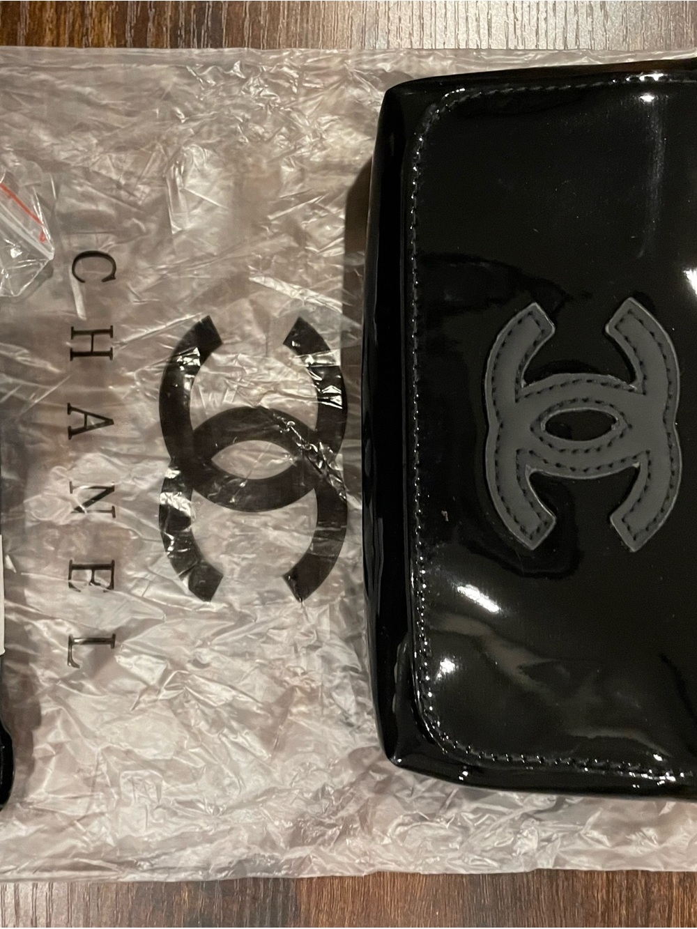 CHANEL Black Patent Leather CC Logo Cosmetic Case